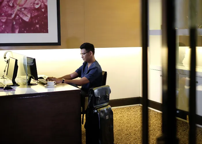 Quest Hotel & Conference Center Cebu